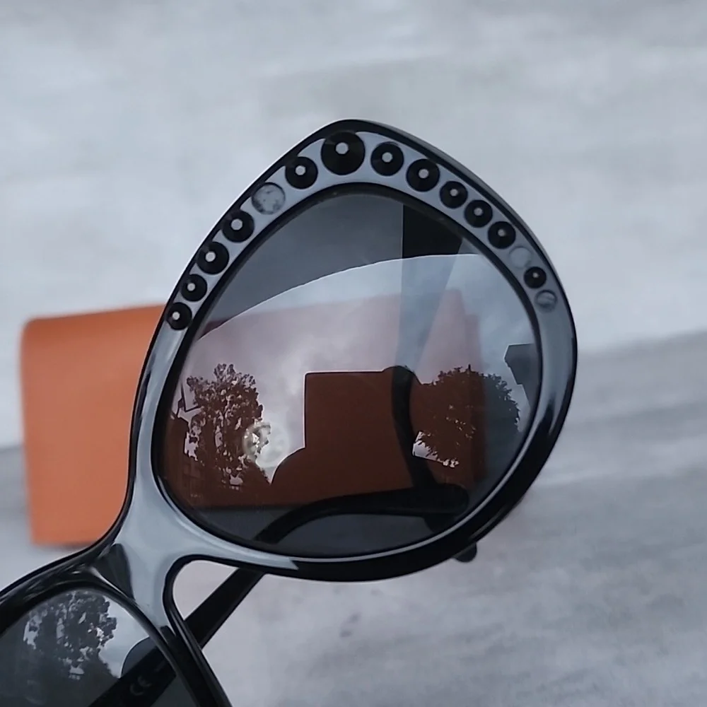 Tory Burch Rhinestone Cat Eye Sunglasses TY7057- B  display picture 2